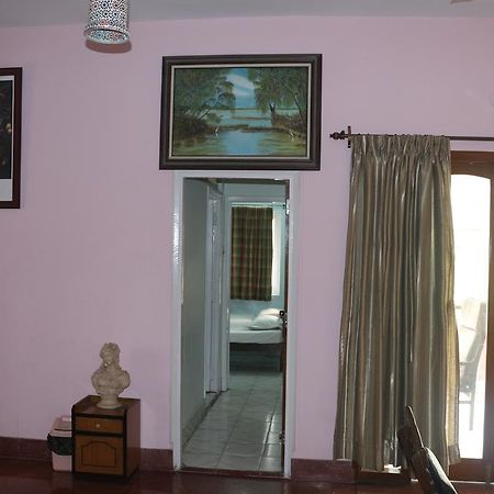 Monorama Guest House โกลกาตา ภายนอก รูปภาพ