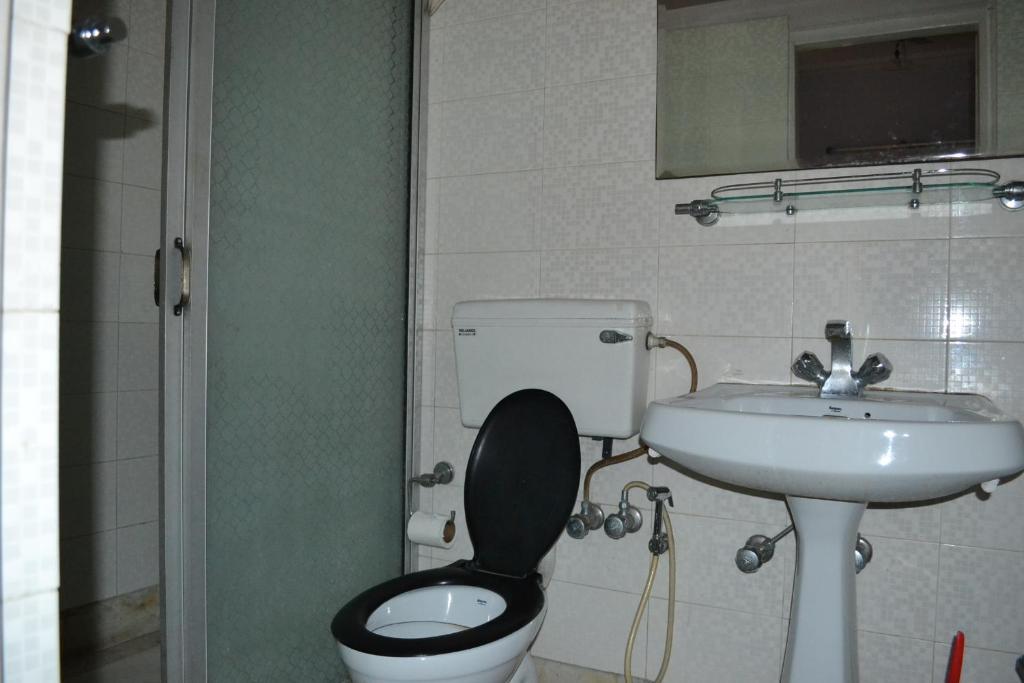 Monorama Guest House โกลกาตา ภายนอก รูปภาพ